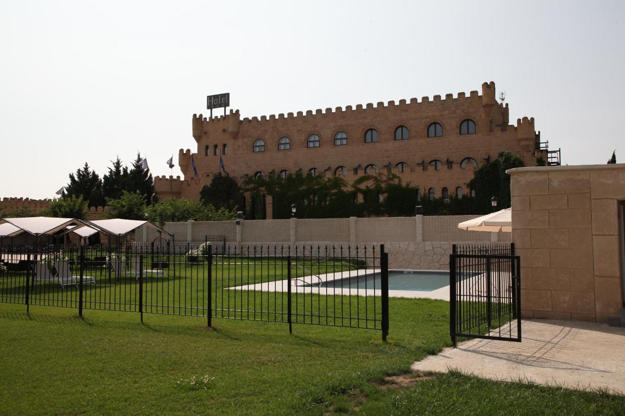 Hotel Castillo Bonavia Pedrola Luaran gambar