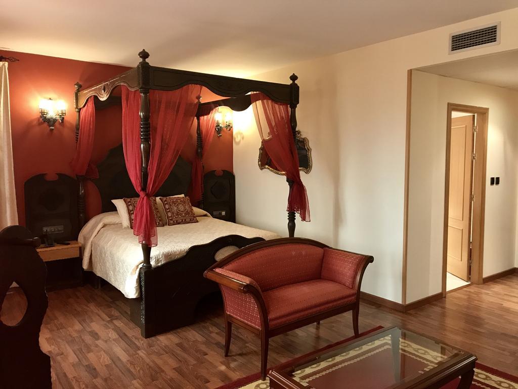 Hotel Castillo Bonavia Pedrola Luaran gambar