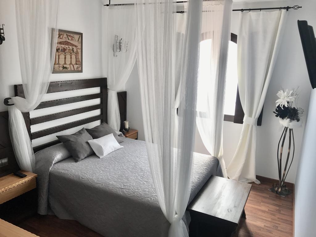 Hotel Castillo Bonavia Pedrola Luaran gambar